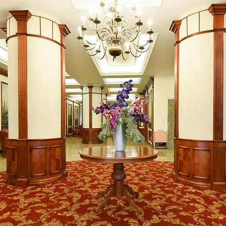 Hotel Belvedere Brăila Exterior foto